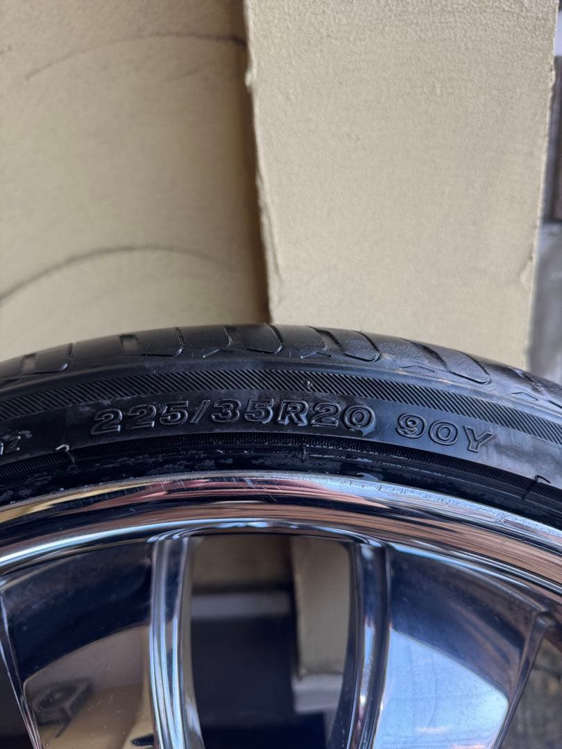 けー様　ハイエース　ファブレス　20インチ4本　(新品タイヤ付き)