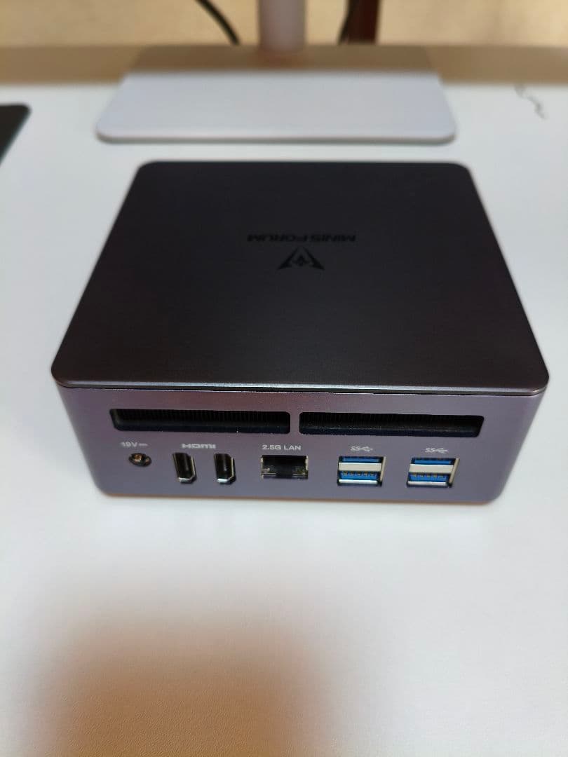 ミニPC MINIS FORUM UM790Pro