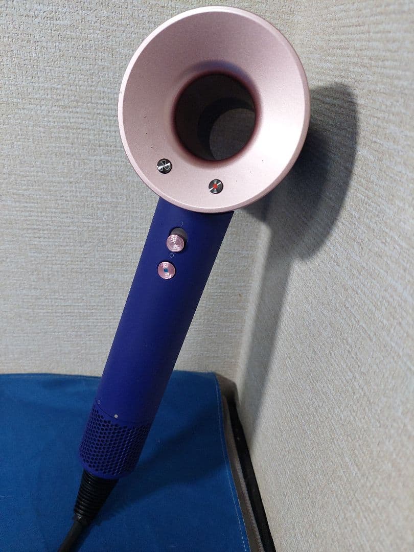 Mami様　ダイソン　ヘアドライヤー　HD08　1200W