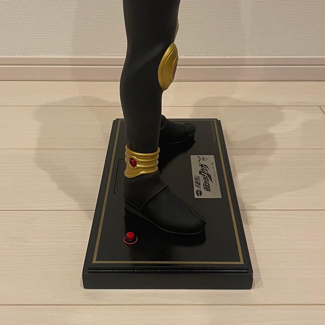 仮面ライダークウガ フィギュア ユニファイブ 五代雄介