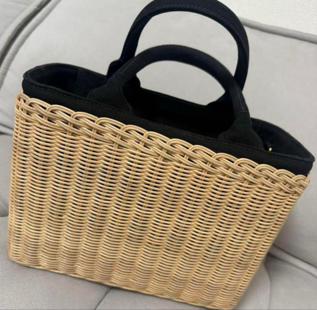 PRADA ラタン トートバッグ ベージュ/ブラック　1BG835