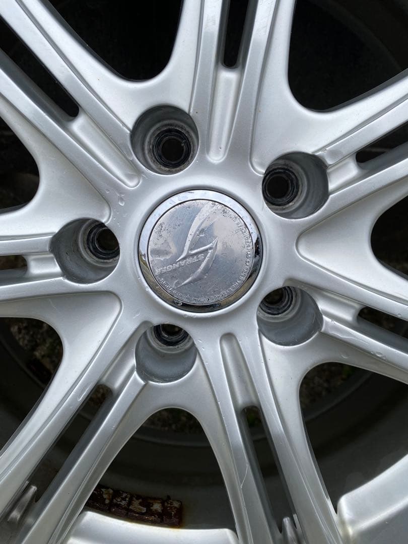 スタッドレスタイヤ付きストレンジャーホイール17インチ４本セット