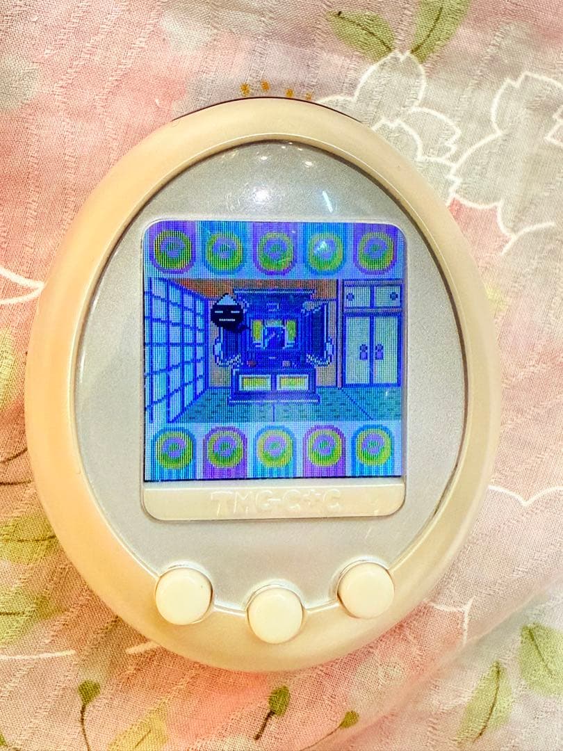 【動作確認済】たまごっちプラスカラー　ホワイト