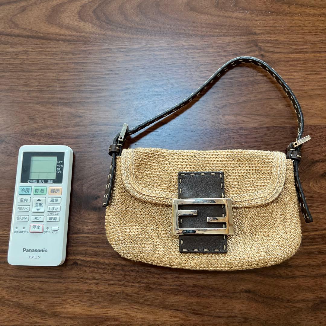 FENDI ストロー かごバッグ ベージュ