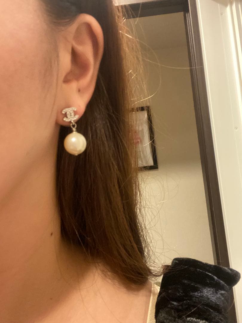 CHANEL 片耳　パールピアス
