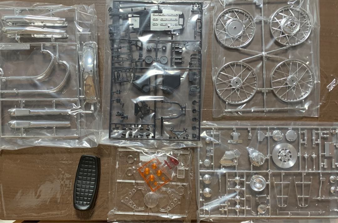 TAMIYA 1/6 HondaドリームCB750FOUR