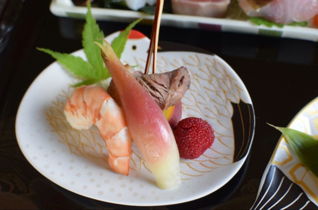 あーぽん様ご依頼品　有田焼　幸楽窯　松葉形前菜皿　銘々皿　特別7点セット