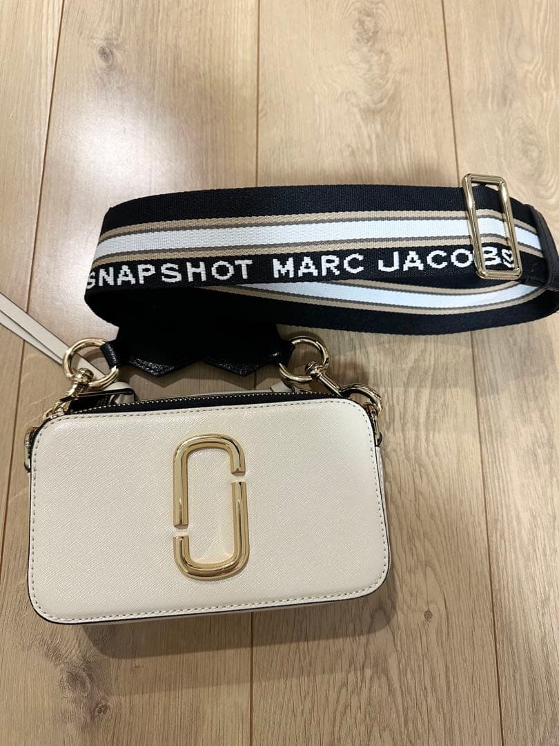 MARC JACOBS SNAPSHOT ショルダーバッグ