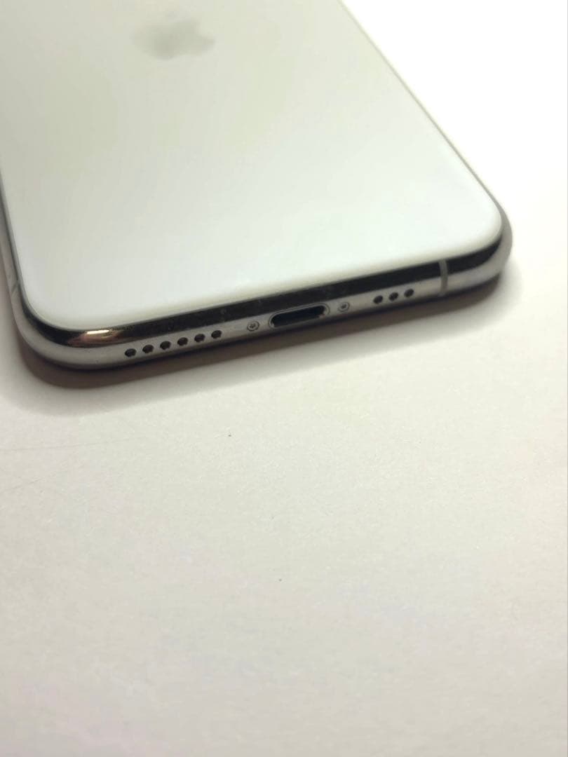 さ*う様 【Apple】iPhone 11 pro 256GB WH ディスプレ