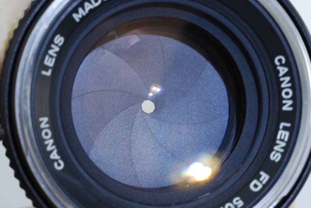 【極上美品級 】Canon FD 50mm f1.4 整備済 希少な銀枠デザイン