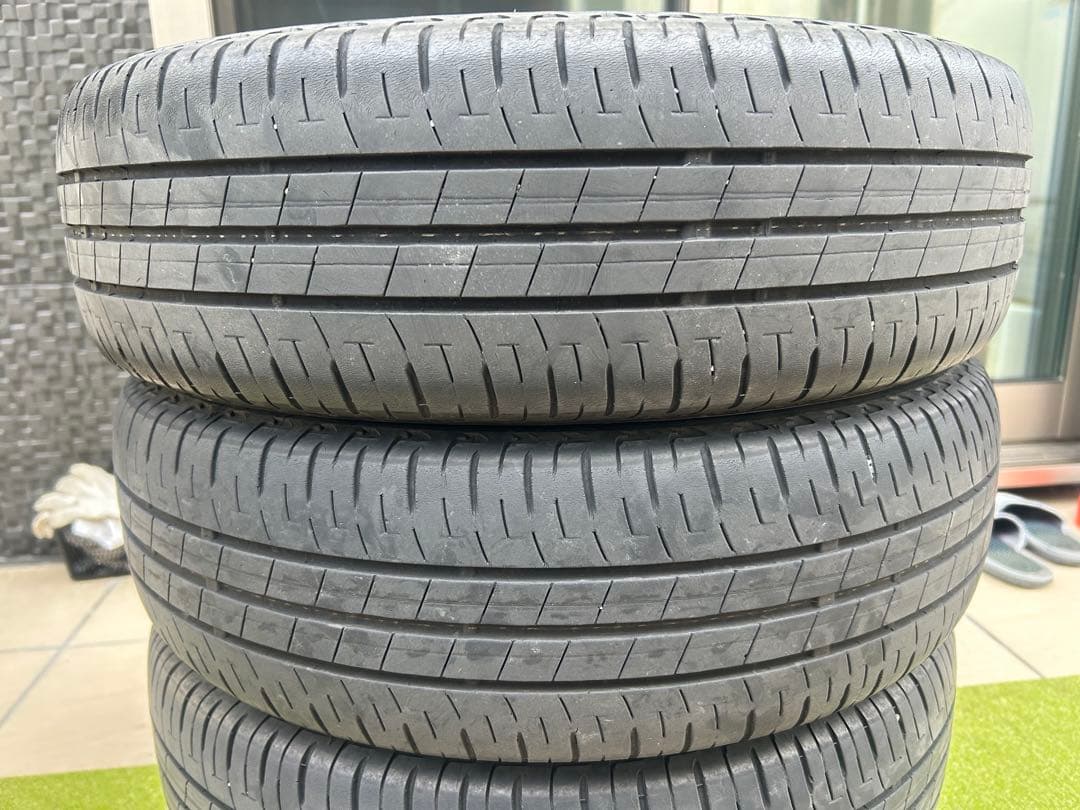 ダイハツ純正　タント カスタムRS 15インチ　４本セット