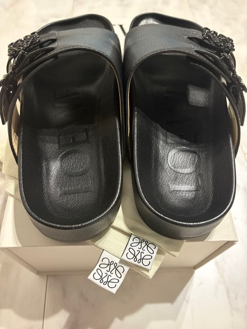 正規品　ロエベ　アナグラム　ユニセックス　サンダル　41 黒　ブラック　本革