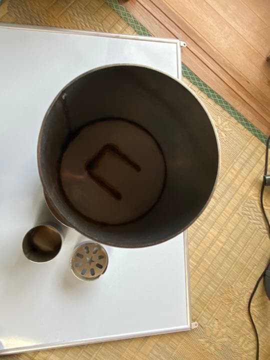 世界に1つ錆びないステンレス100%インテリア灰皿