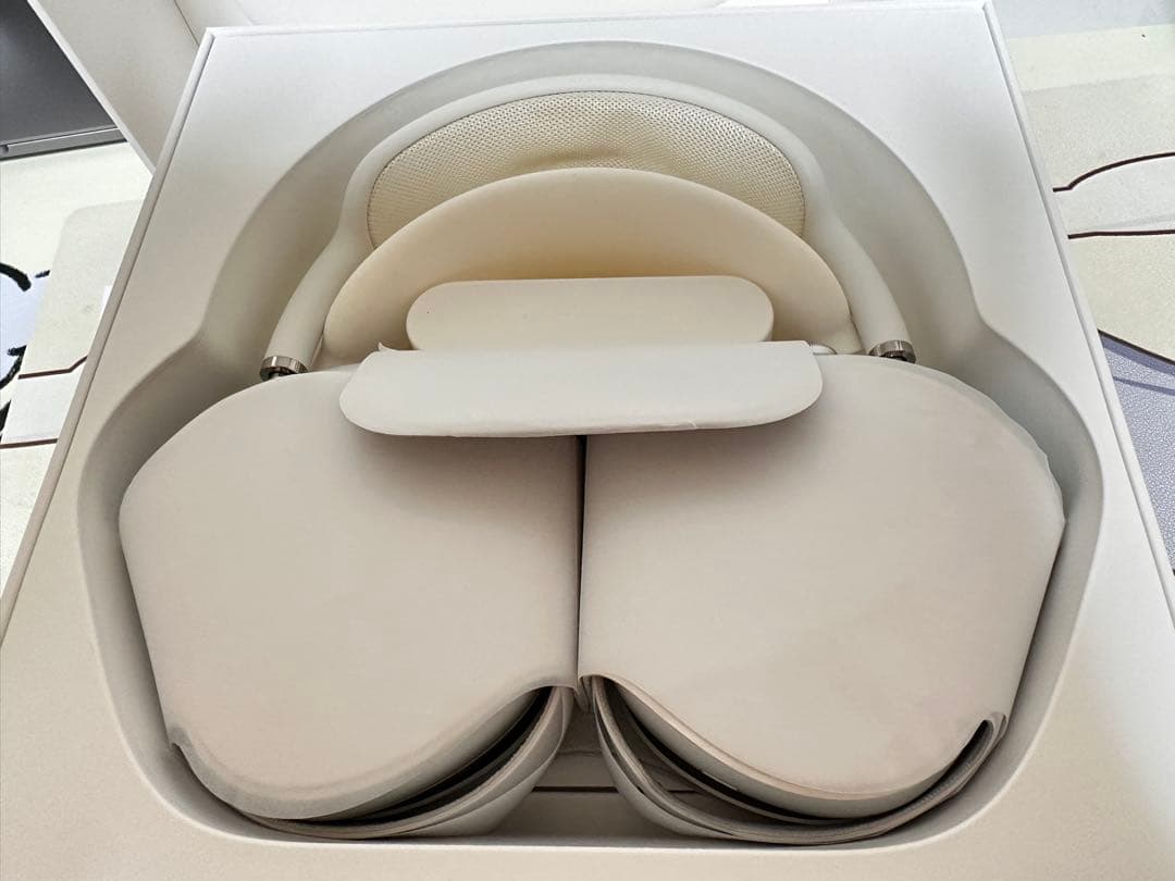 AirPods Pro Max（第1世代・シルバー）