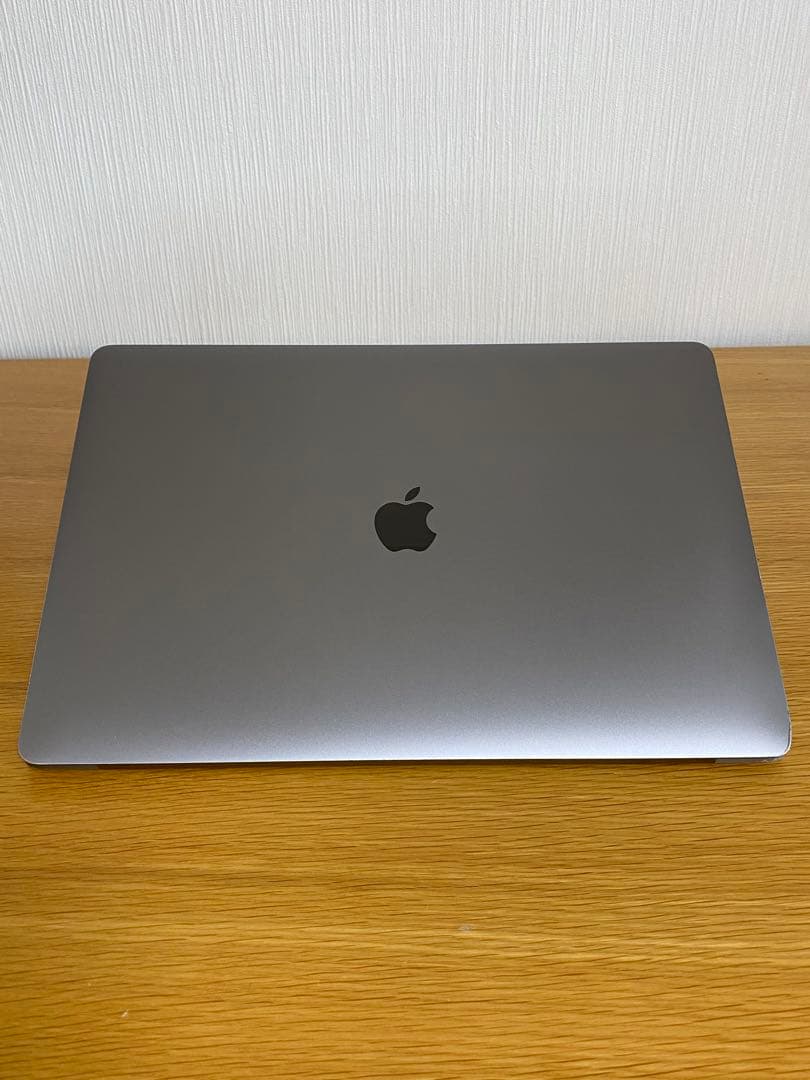 15インチMacBook Pro 2019 高性能上位モデル　MacBook本体