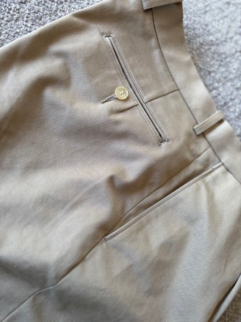 leoleo3　AURALEE カーキベージュ チノパン