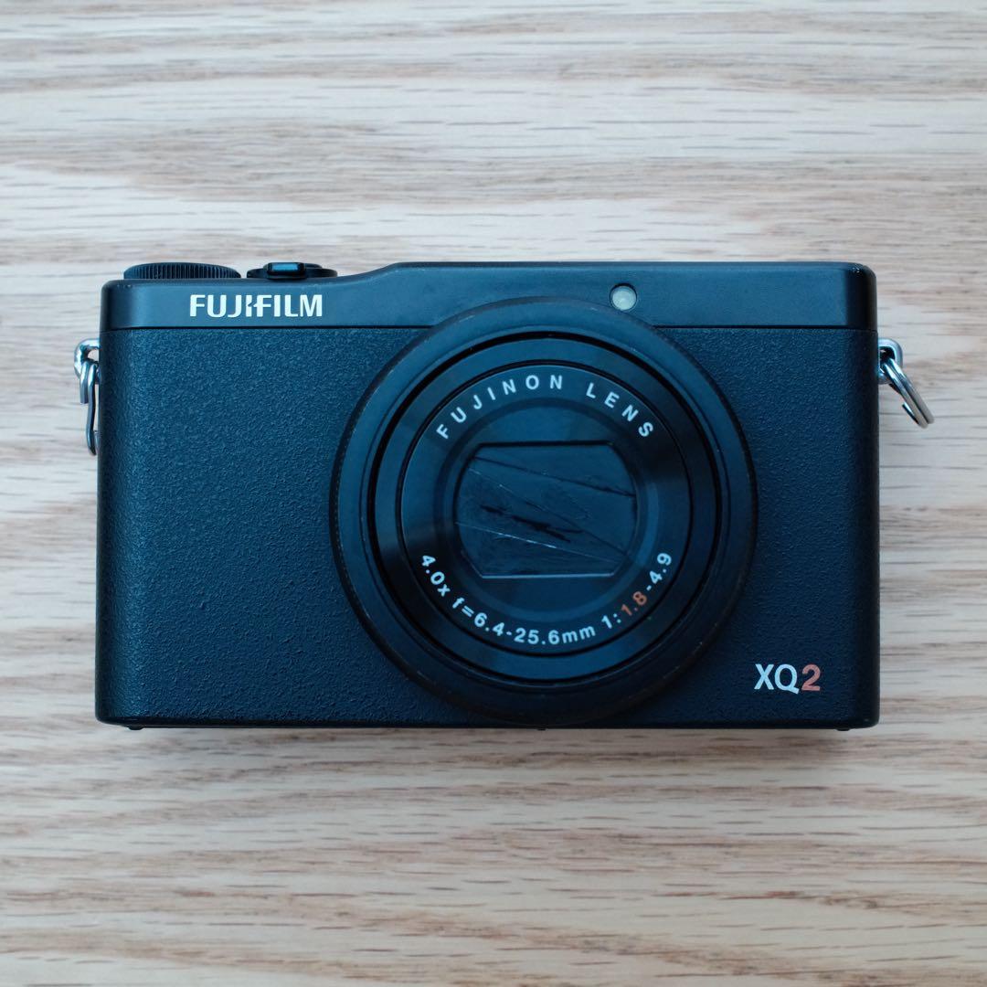 デジタルカメラ FUJIFILM XQ2
