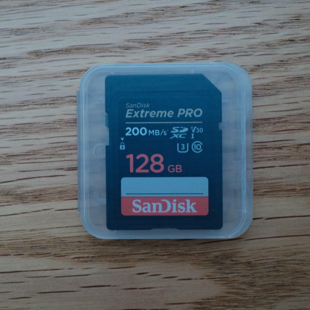 デジタルカメラ FUJIFILM XQ2