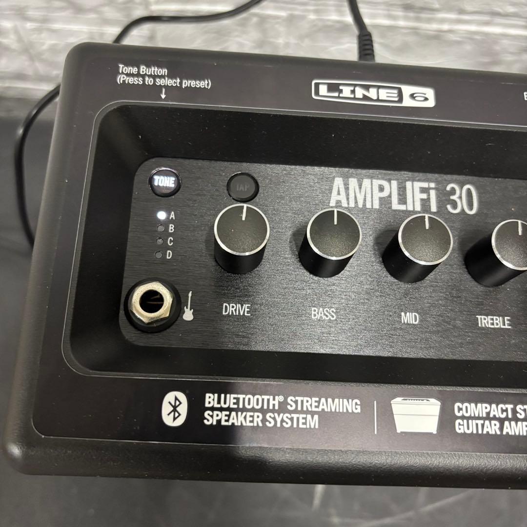 957　極美品　ほぼ新品　LINE6 AMPLIFI30 コンパクトギターアンプ