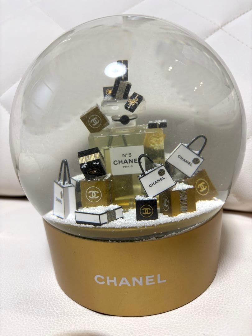シャネル　電動ビッグスノードーム　ゴールド★ CHANEL ジャンク
