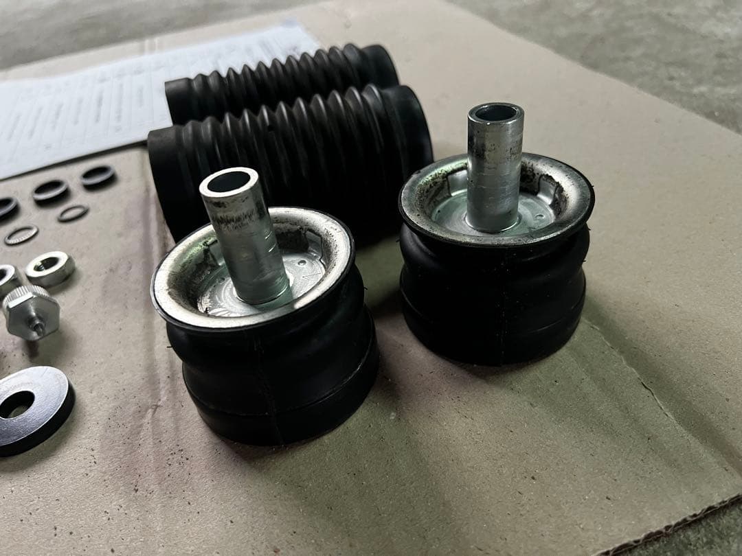 90ノア　zwr90 車高調